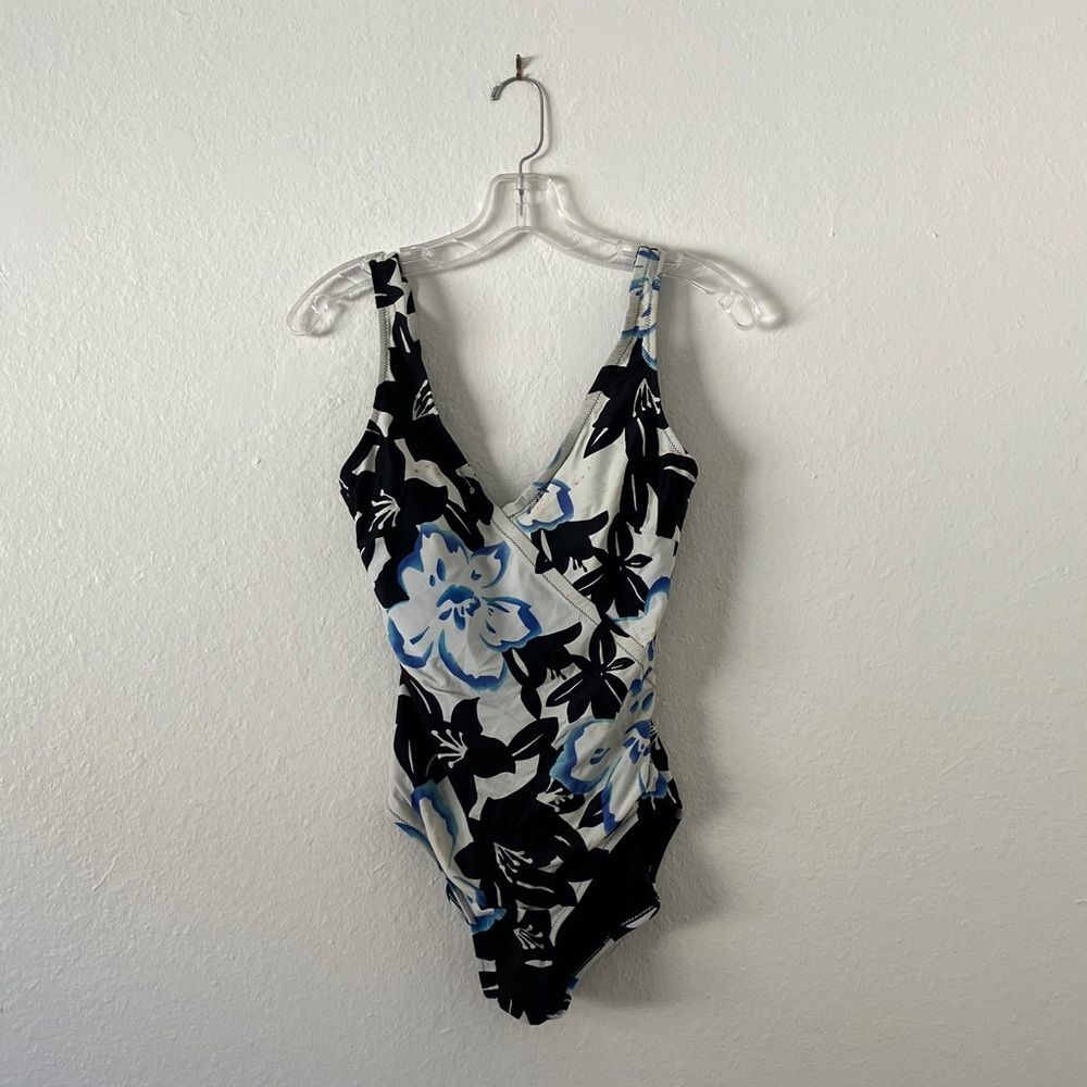 Gottex One Piece Bathing Suit Swimsuit